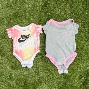 Nike baby Bodysuits - Pink Tie-Dye and Gray Set with 1 pair of matching socks